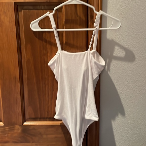 Hollister White Bodysuit - Good Used Condition - Some Piling - Small - Shelf Bra - Picture 2 of 5